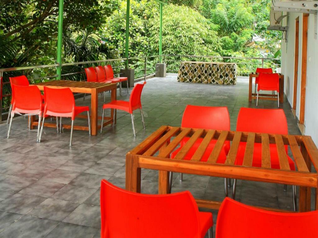 Thekkady Spice Valley Holiday Hotel Теккади Экстерьер фото